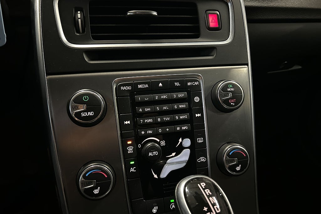Volvo V60 2014 - miniatyr 16