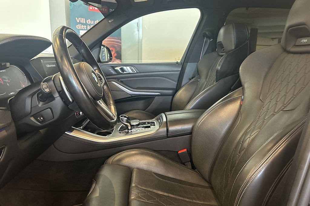 BMW X5 M 2021 - miniatyr 12