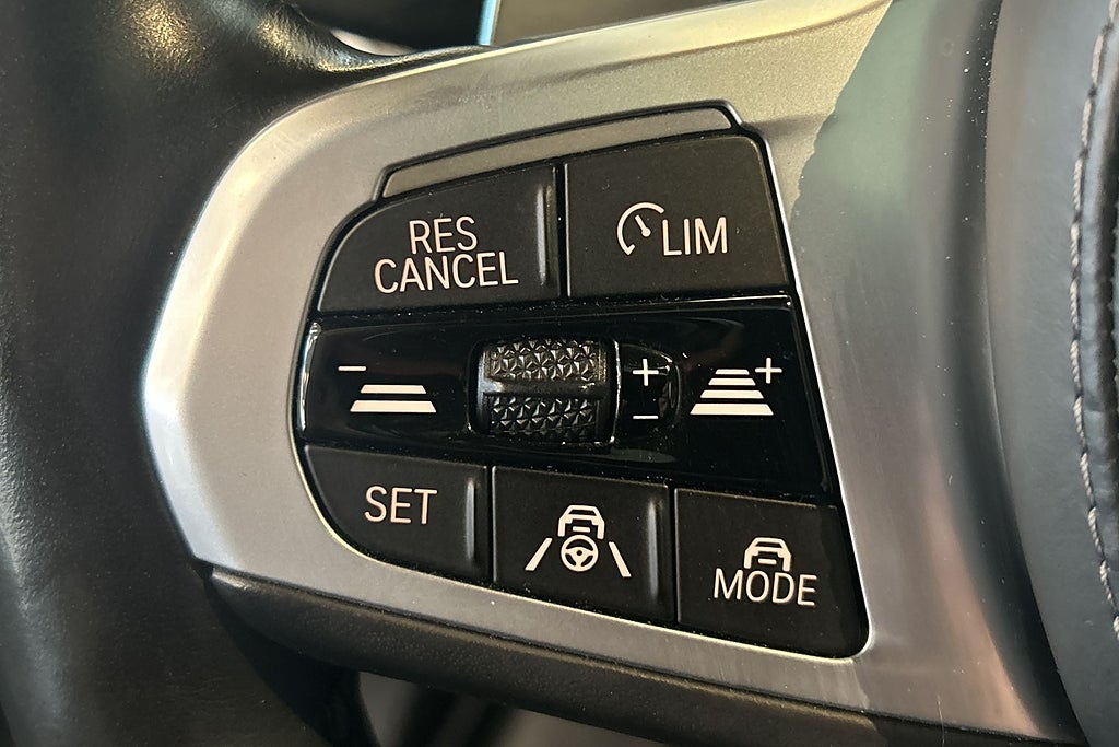 BMW X5 M 2021 - miniatyr 22