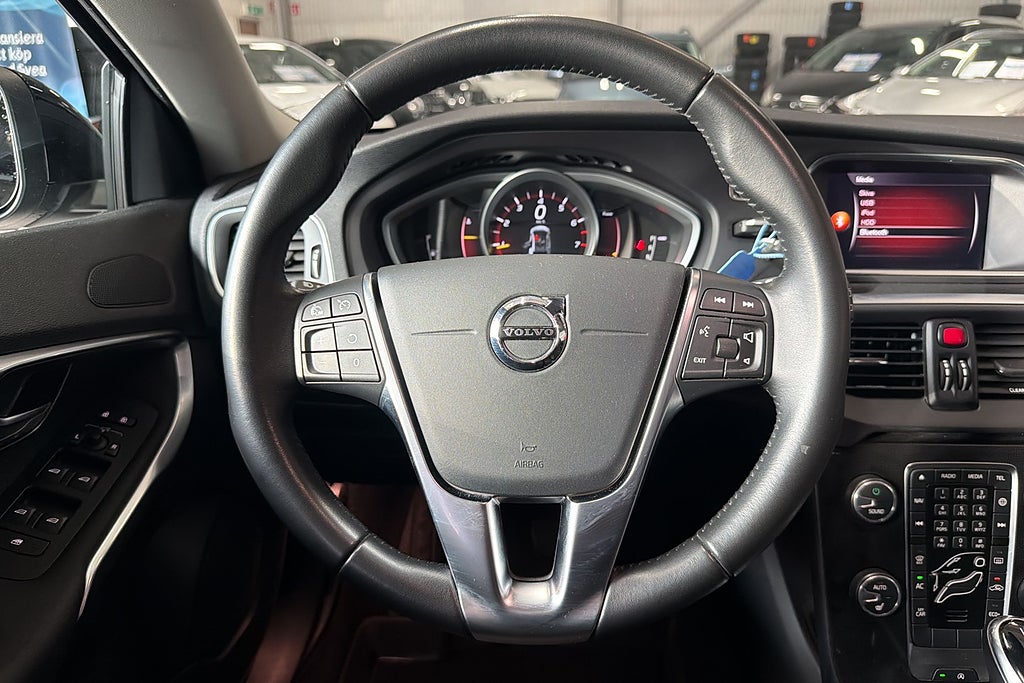 Volvo V40 Cross Country 2018 - miniatyr 17