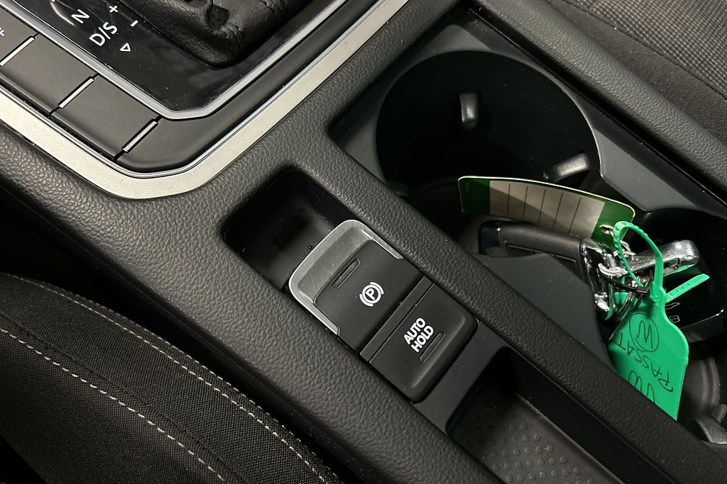 Volkswagen Passat 2017 - miniatyr 25