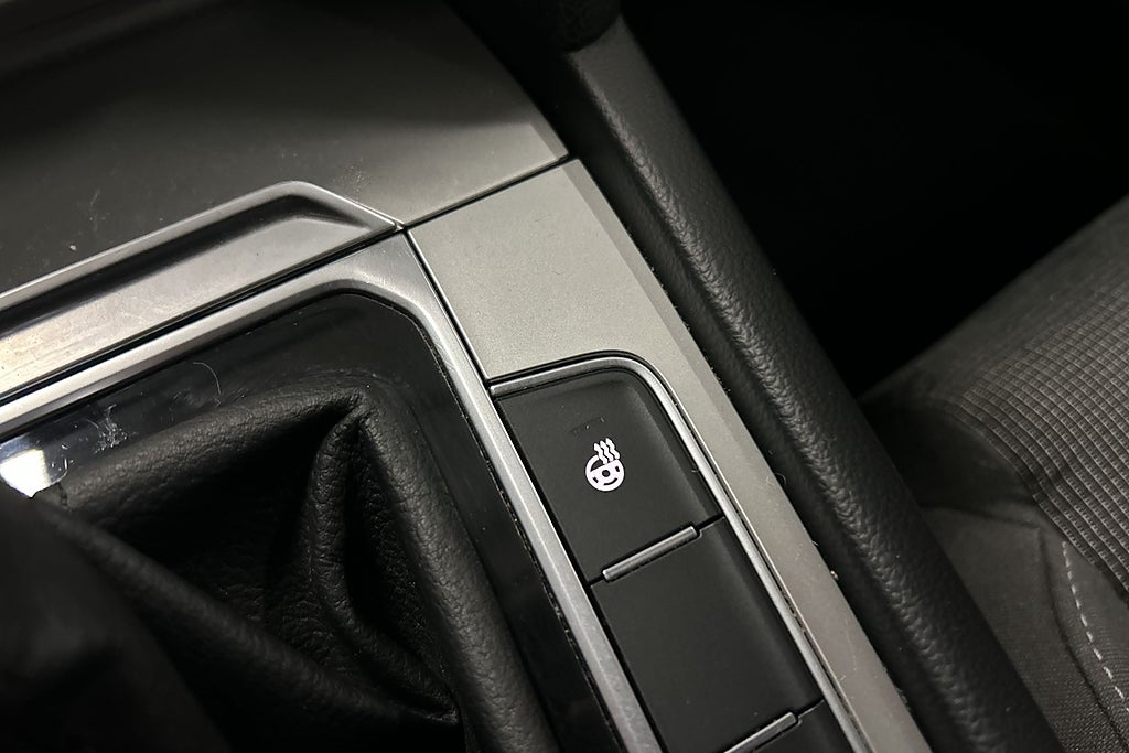 Volkswagen Passat 2017 - miniatyr 26