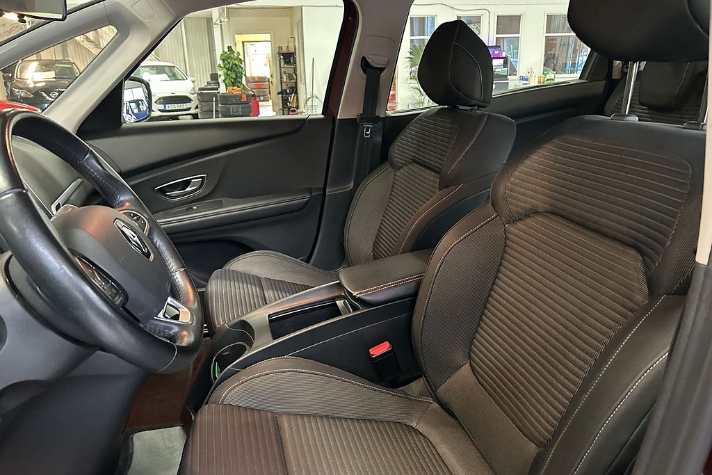 Renault Grand Scenic I 2019 - miniatyr 11