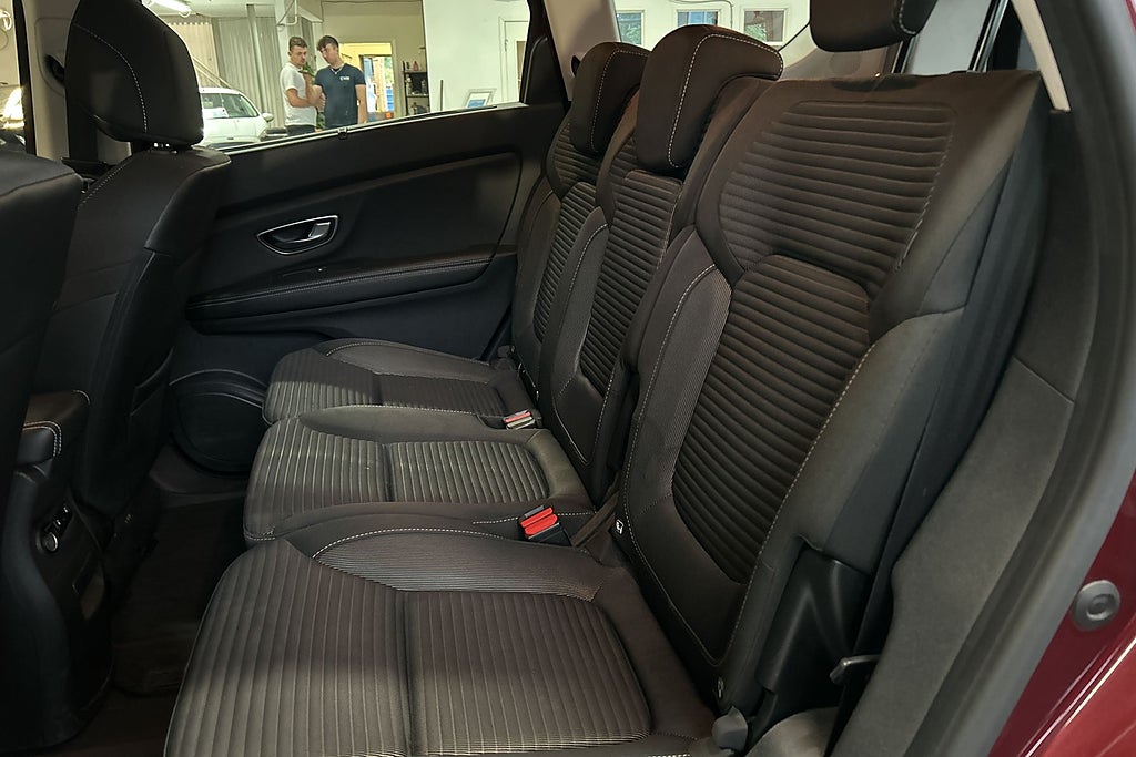 Renault Grand Scenic I 2019 - miniatyr 25