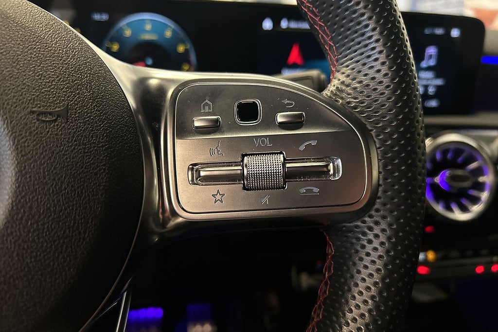Mercedes-Benz A180 2022 - miniatyr 27