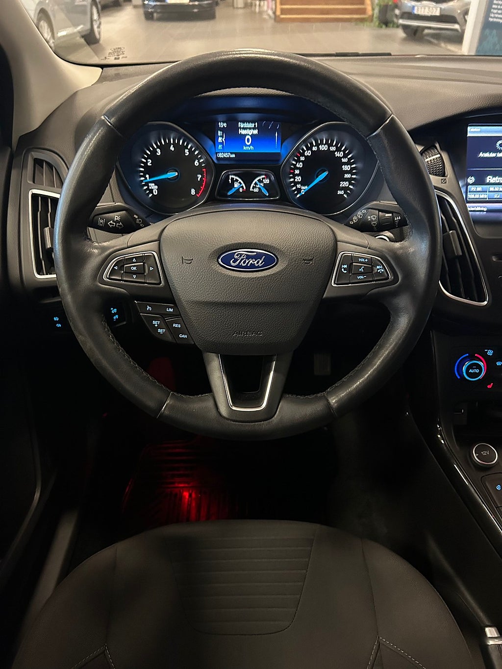 Ford Focus 2016 - miniatyr 16