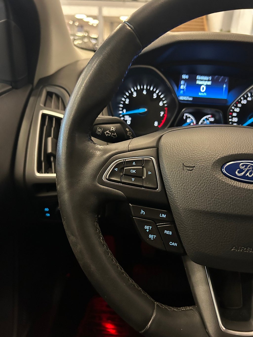 Ford Focus 2016 - miniatyr 17