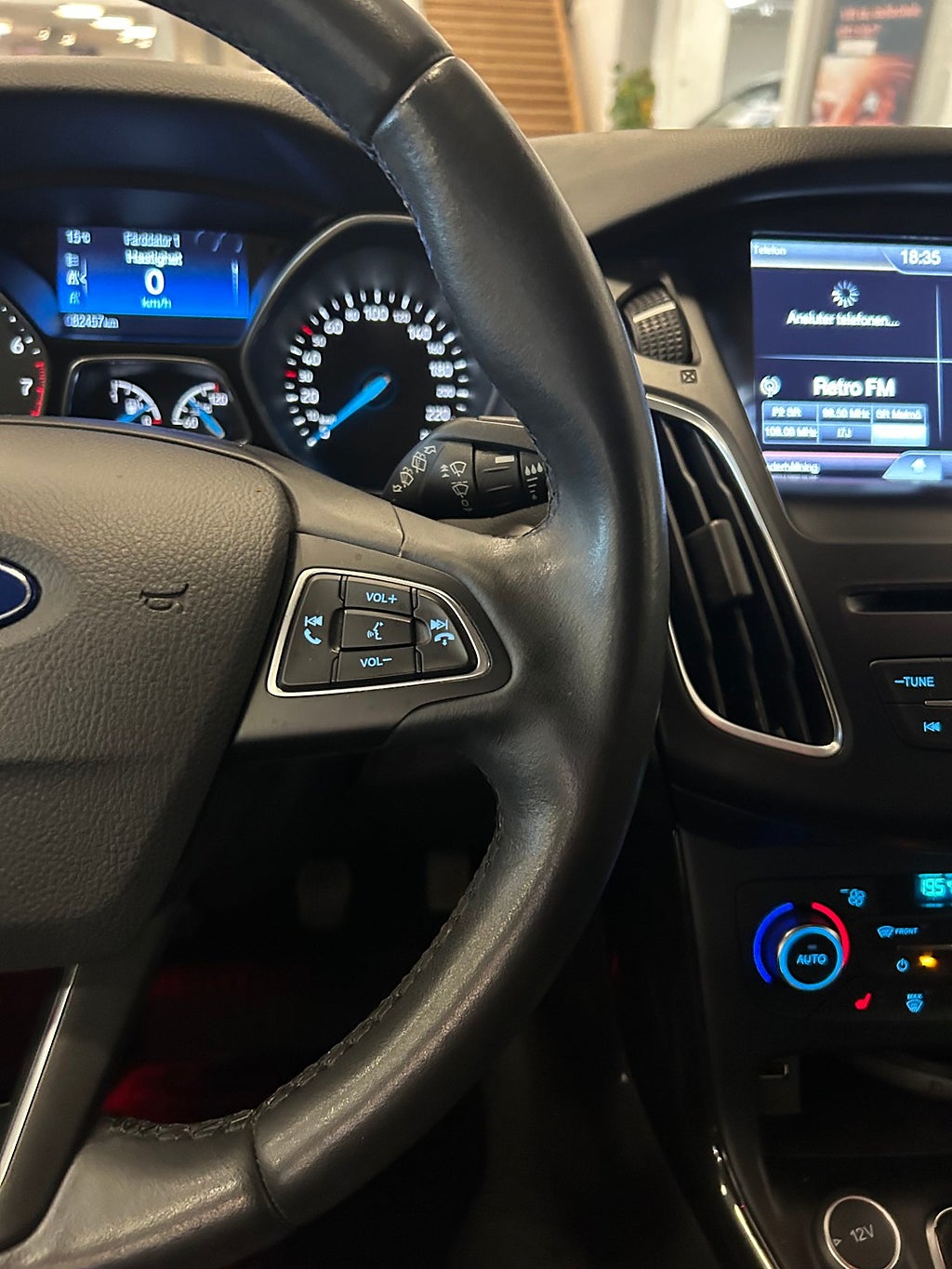 Ford Focus 2016 - miniatyr 18