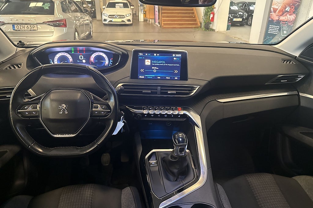 Peugeot 5008 2017 - miniatyr 18