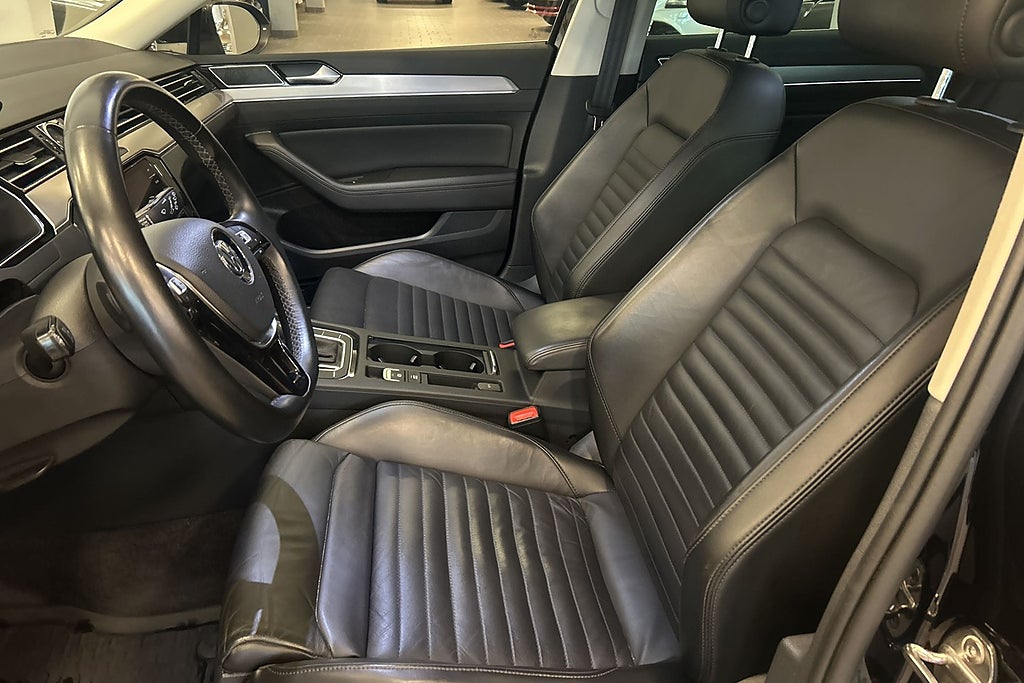 Volkswagen Passat 2019 - miniatyr 10