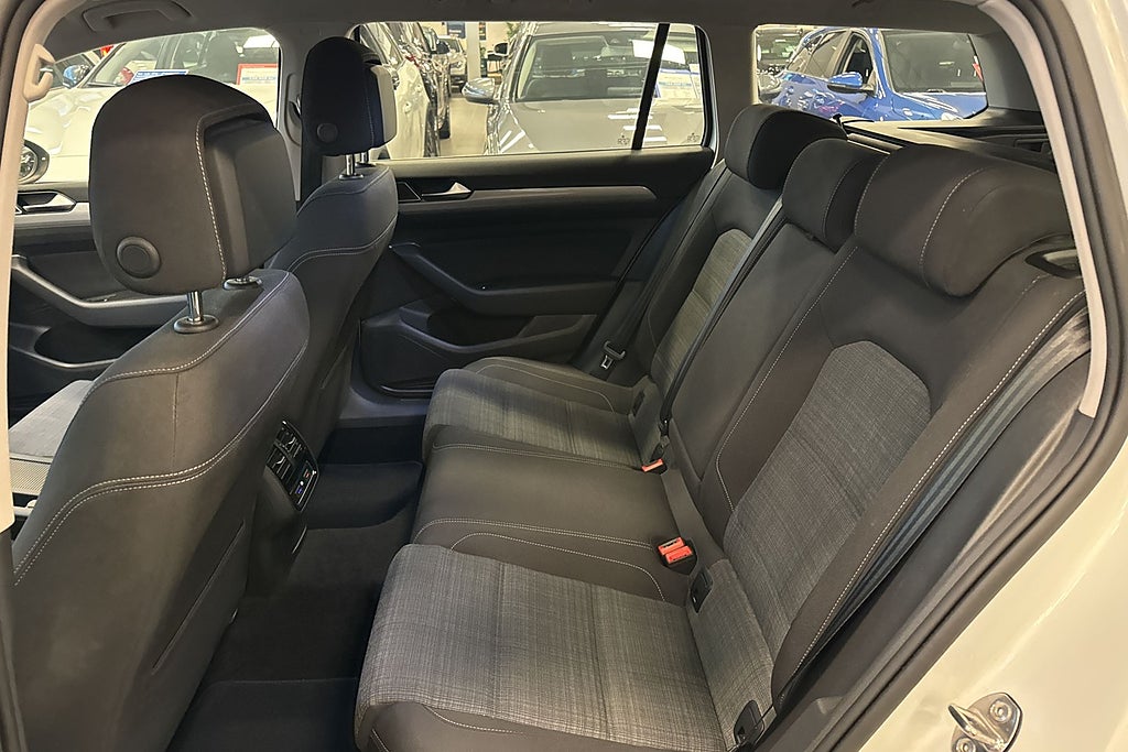 Volkswagen Passat 2020 - miniatyr 13
