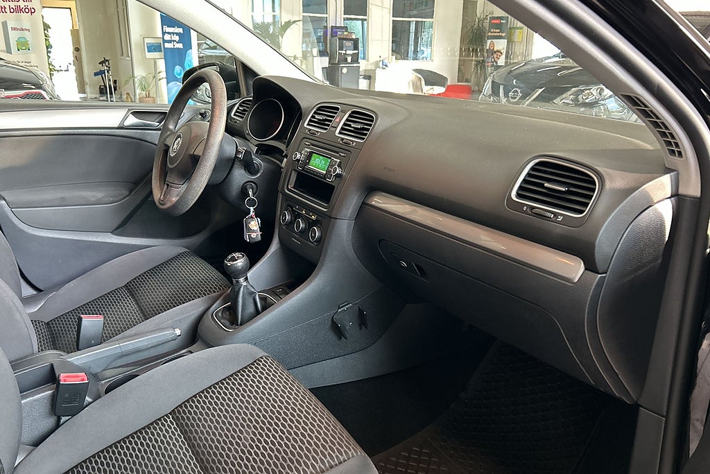 Volkswagen Golf 2012 - miniatyr 18