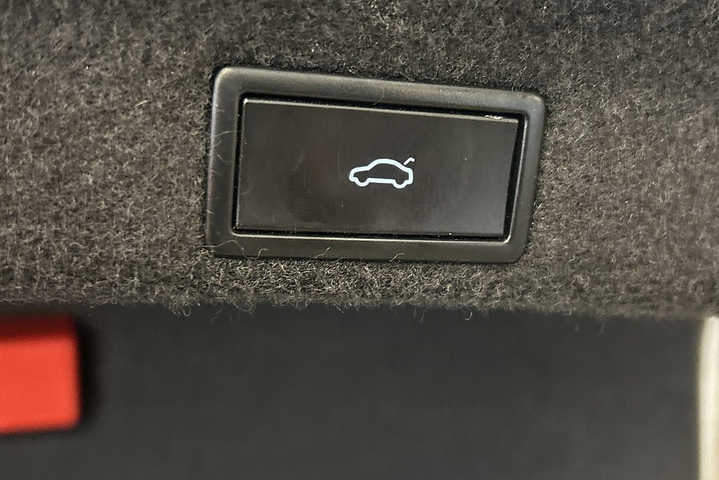 Volkswagen Passat 2018 - miniatyr 20
