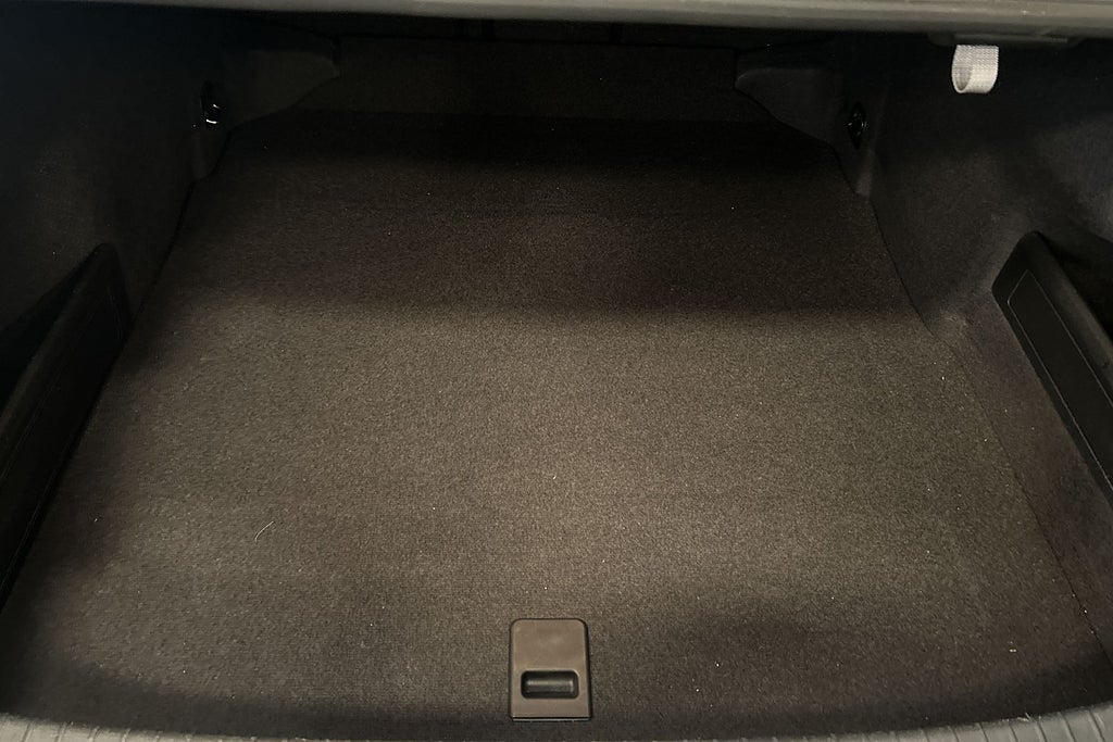 Volkswagen Passat 2018 - miniatyr 32