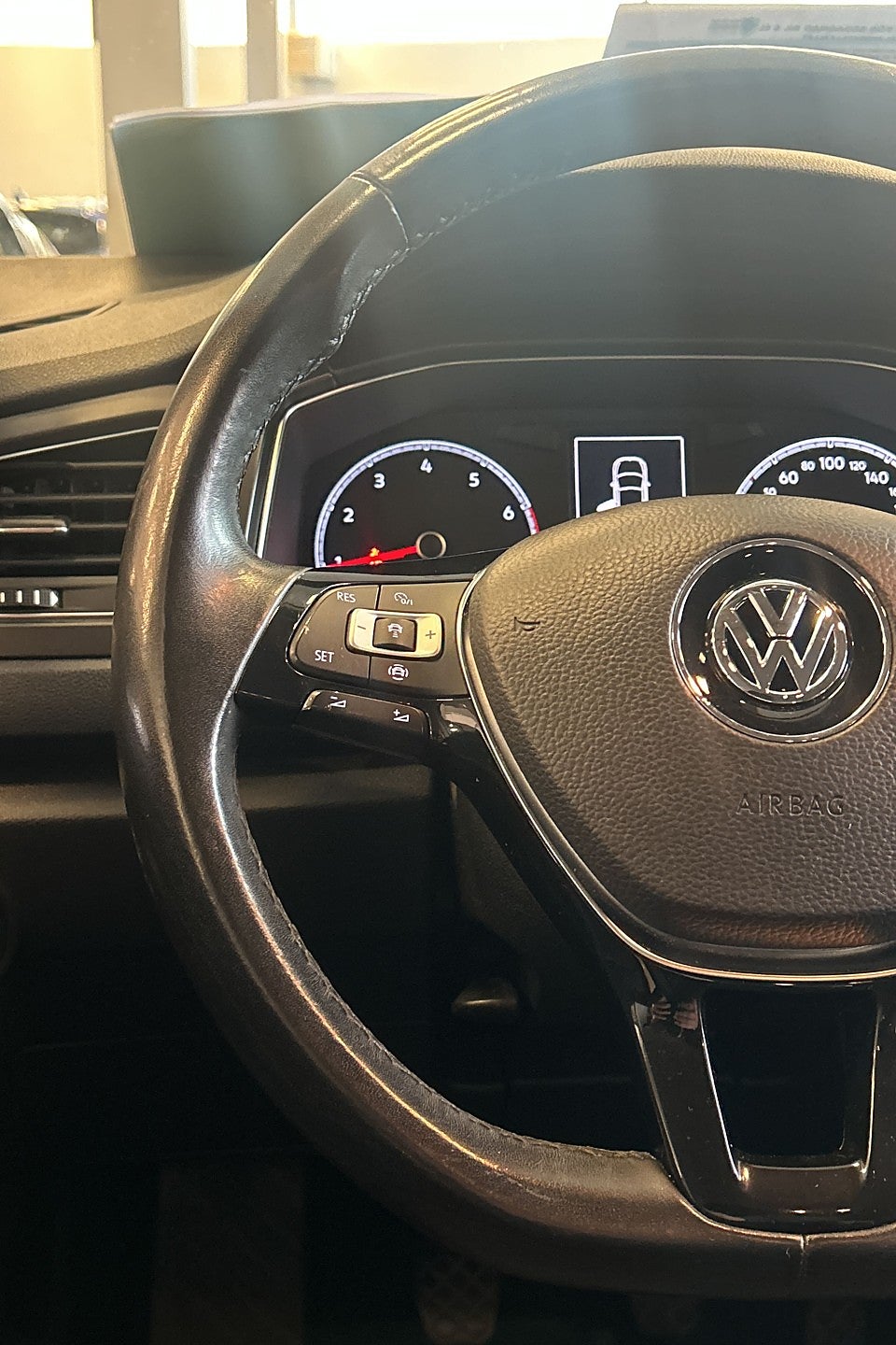 Volkswagen T-Roc 2020 - miniatyr 17