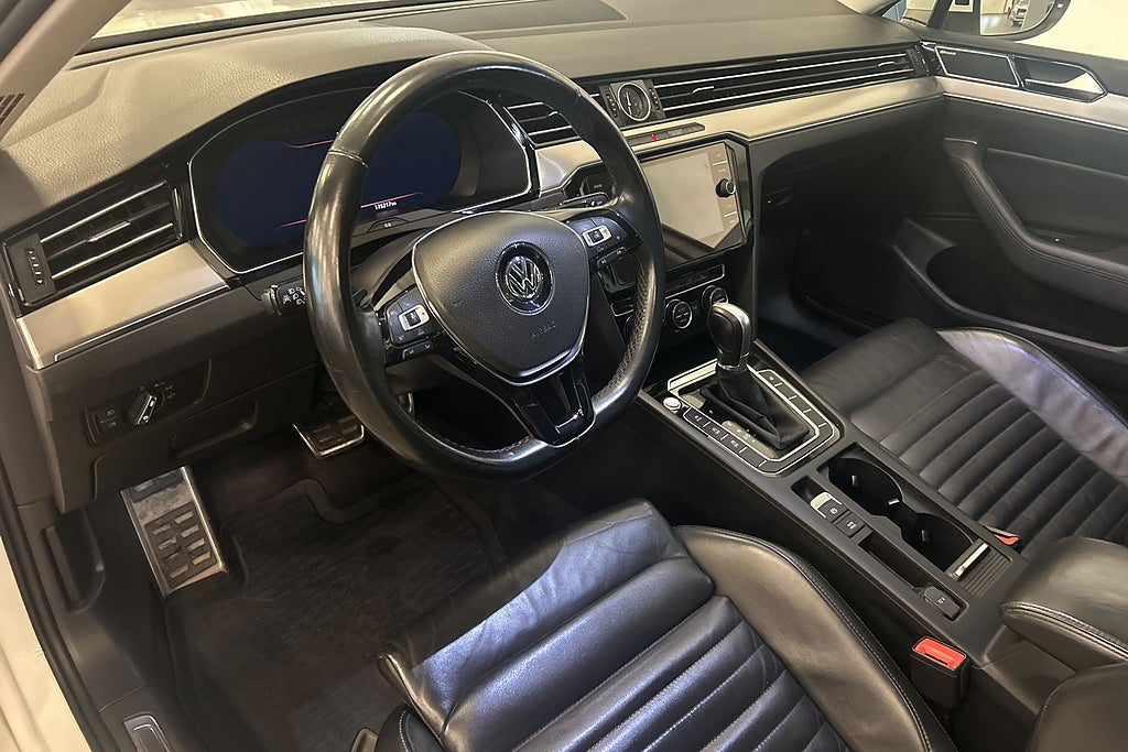 Volkswagen Passat 2018 - miniatyr 10