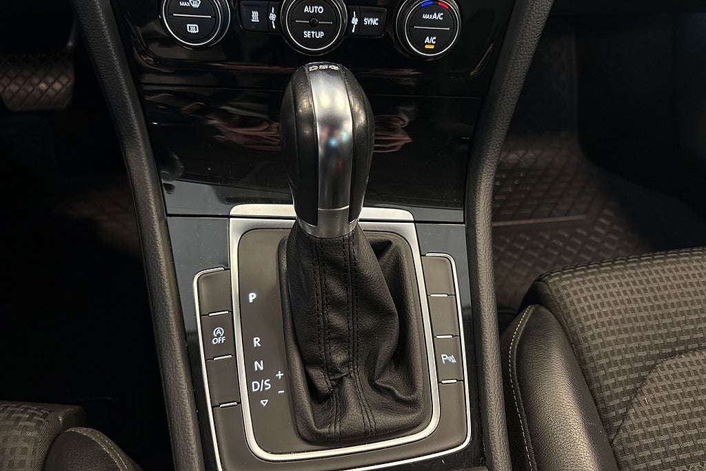 Volkswagen Golf I 2014 - miniatyr 16