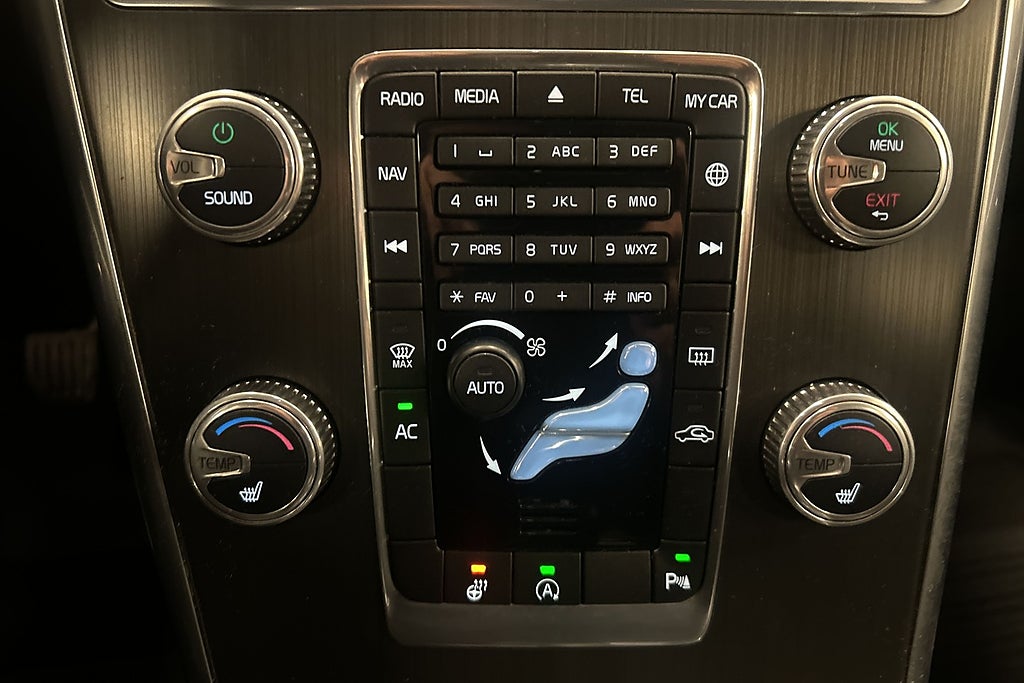 Volvo XC60 2015 - miniatyr 22