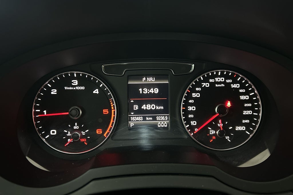 Audi Q3 2018 - miniatyr 12