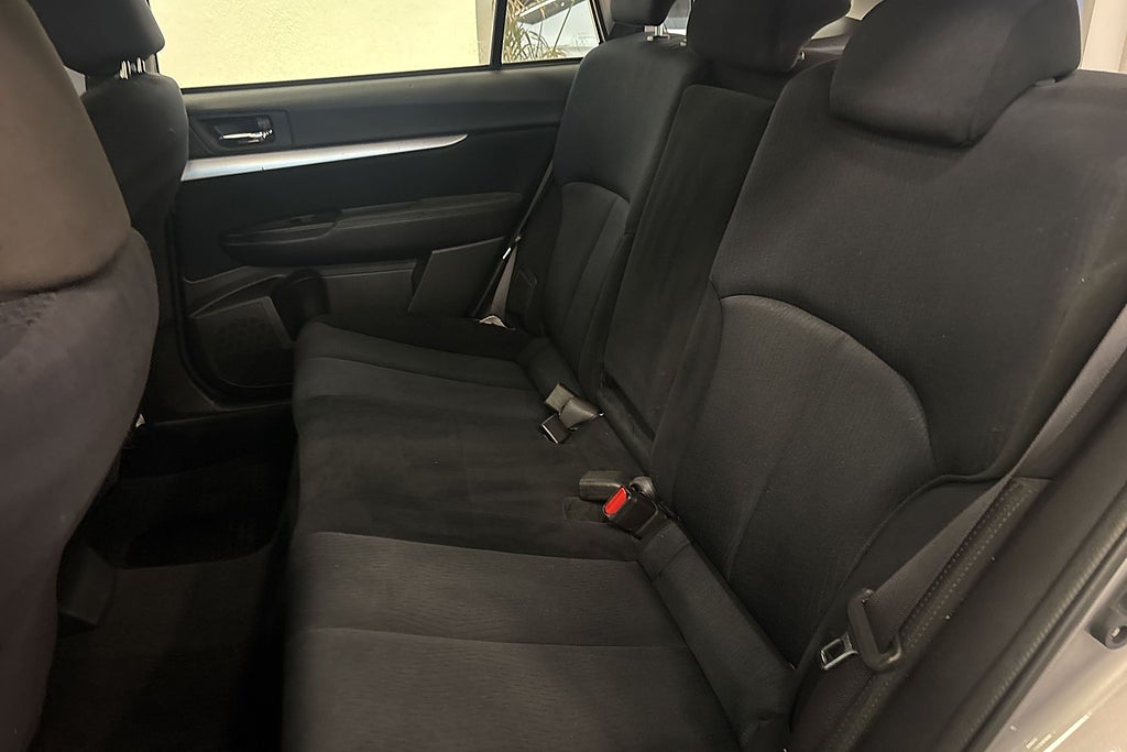 Subaru Outback 2011 - miniatyr 10
