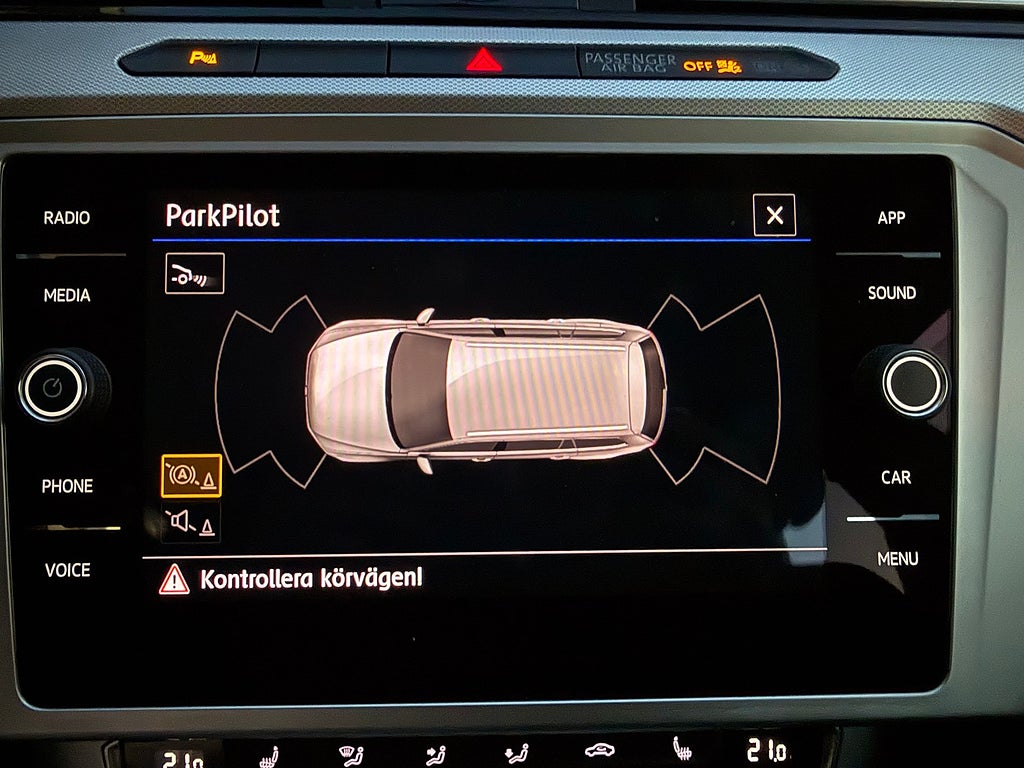 Volkswagen Passat 2018 - miniatyr 22