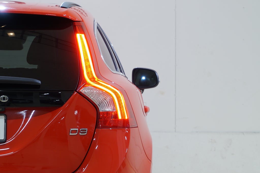 Volvo V60 2012 - miniatyr 3