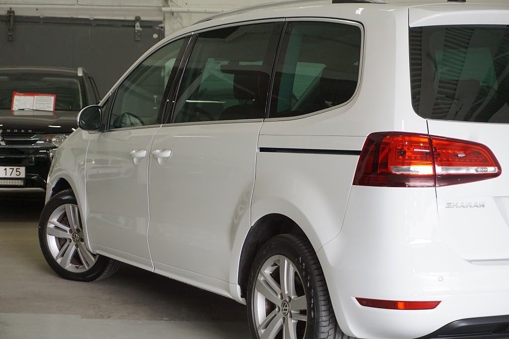 Volkswagen Sharan 2017 - miniatyr 12