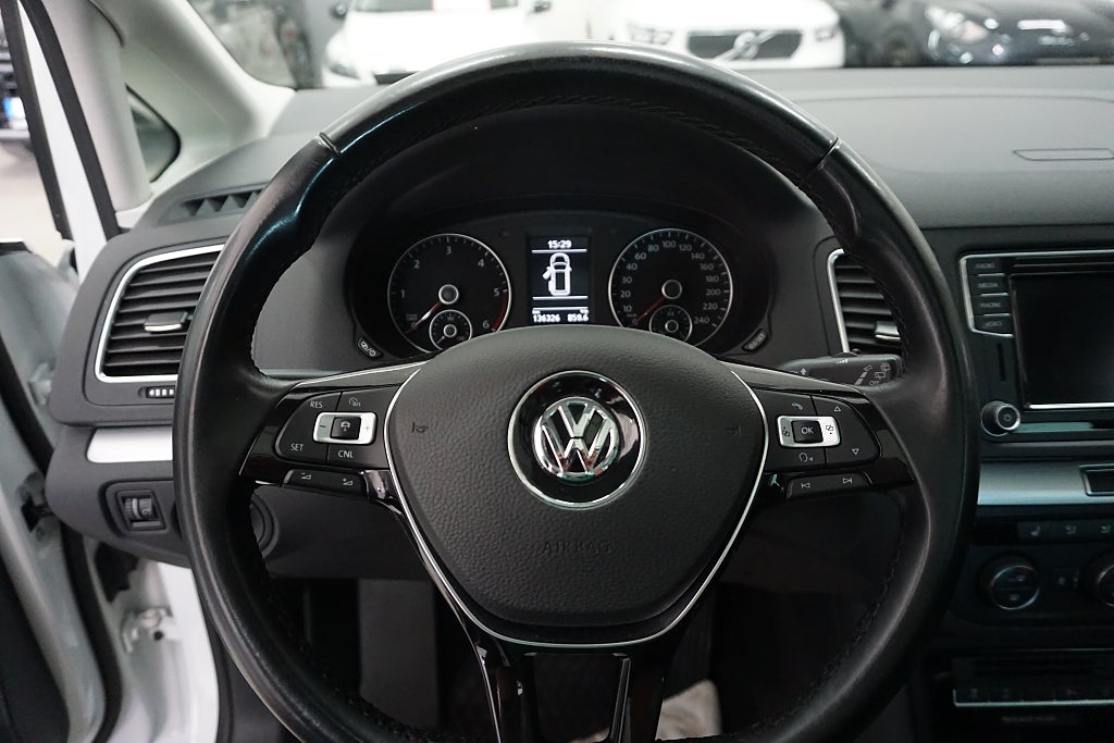 Volkswagen Sharan 2017 - miniatyr 16