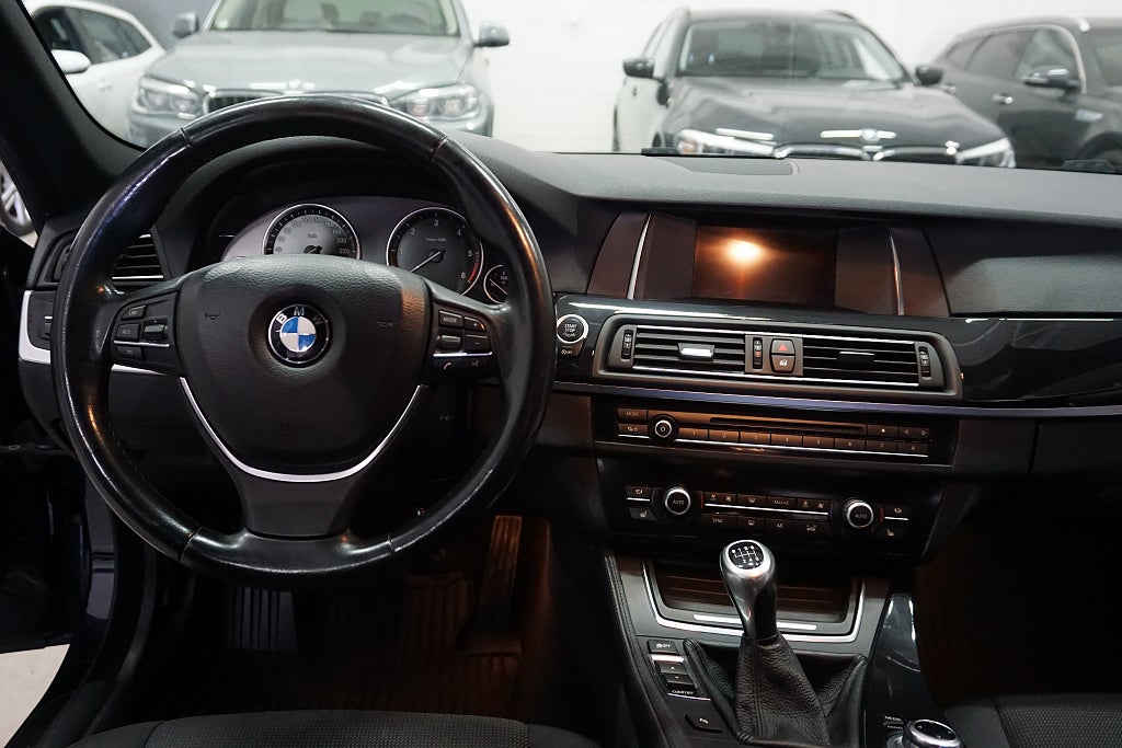 BMW 520 2015 - miniatyr 11