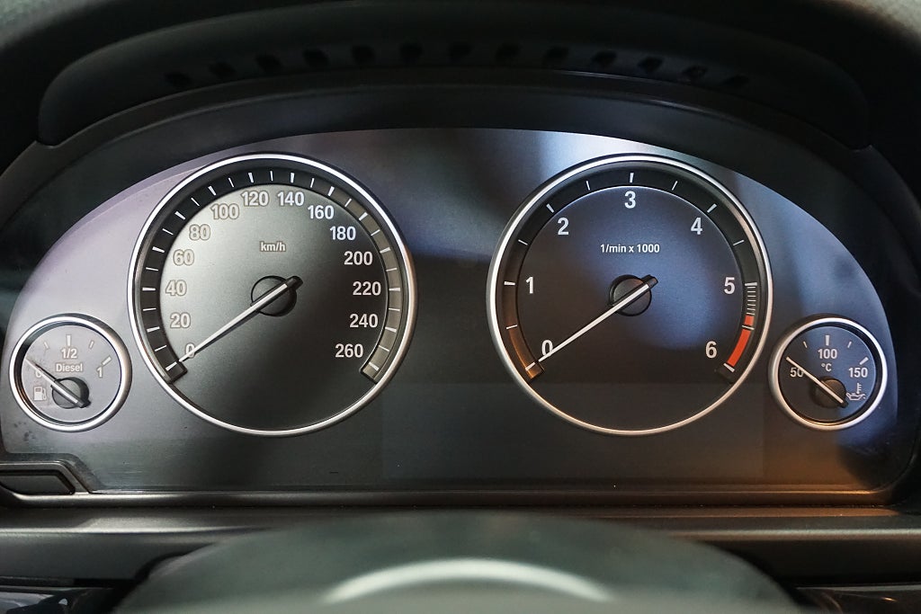 BMW 520 2015 - miniatyr 13