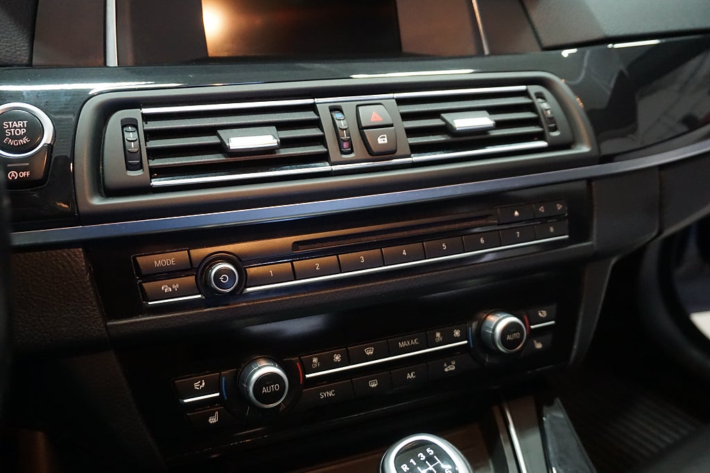 BMW 520 2015 - miniatyr 14