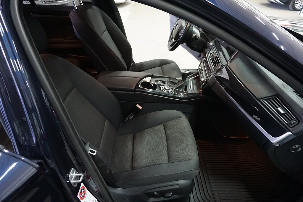 BMW 520 2015 - miniatyr 16