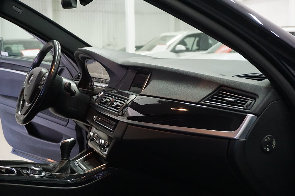BMW 520 2015 - miniatyr 20