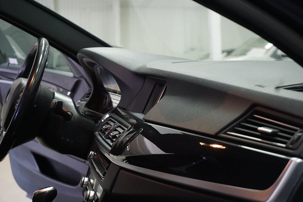 BMW 520 2015 - miniatyr 21