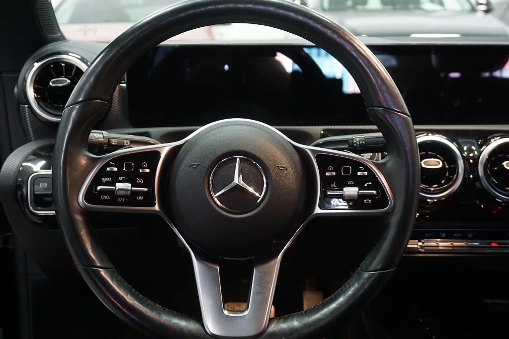 Mercedes-Benz CLA 2021 - miniatyr 14