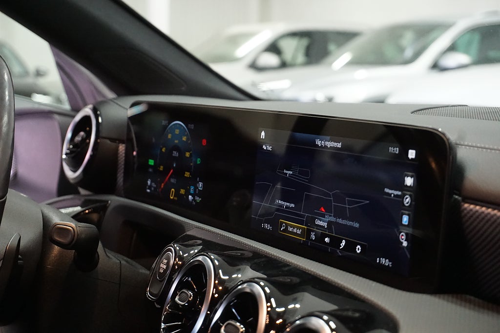 Mercedes-Benz CLA 2021 - miniatyr 24