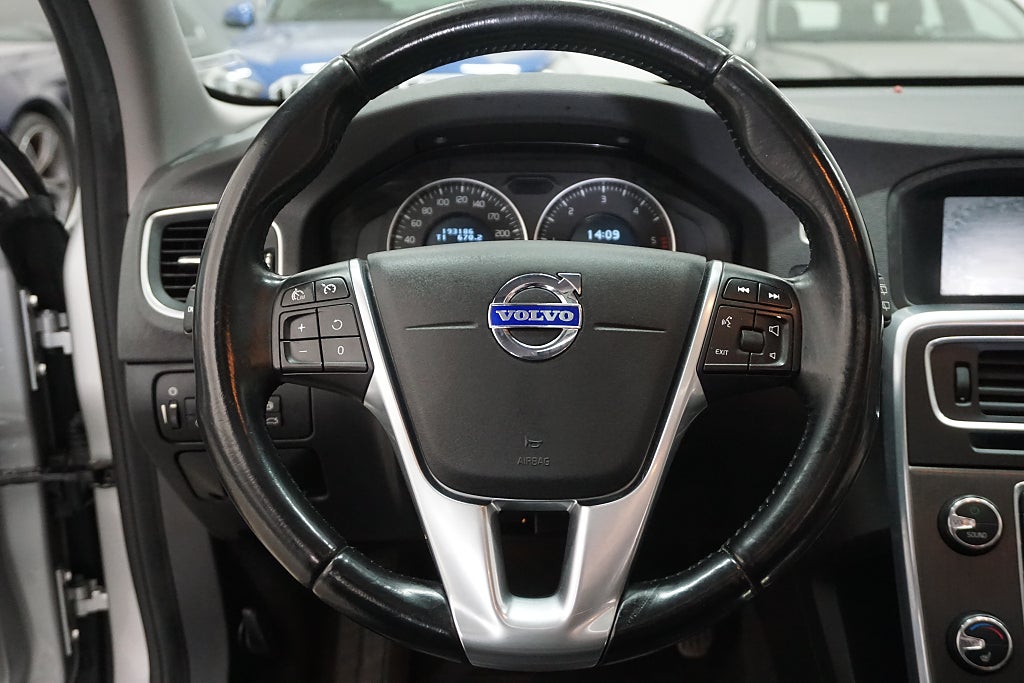 Volvo V60 2013 - miniatyr 13