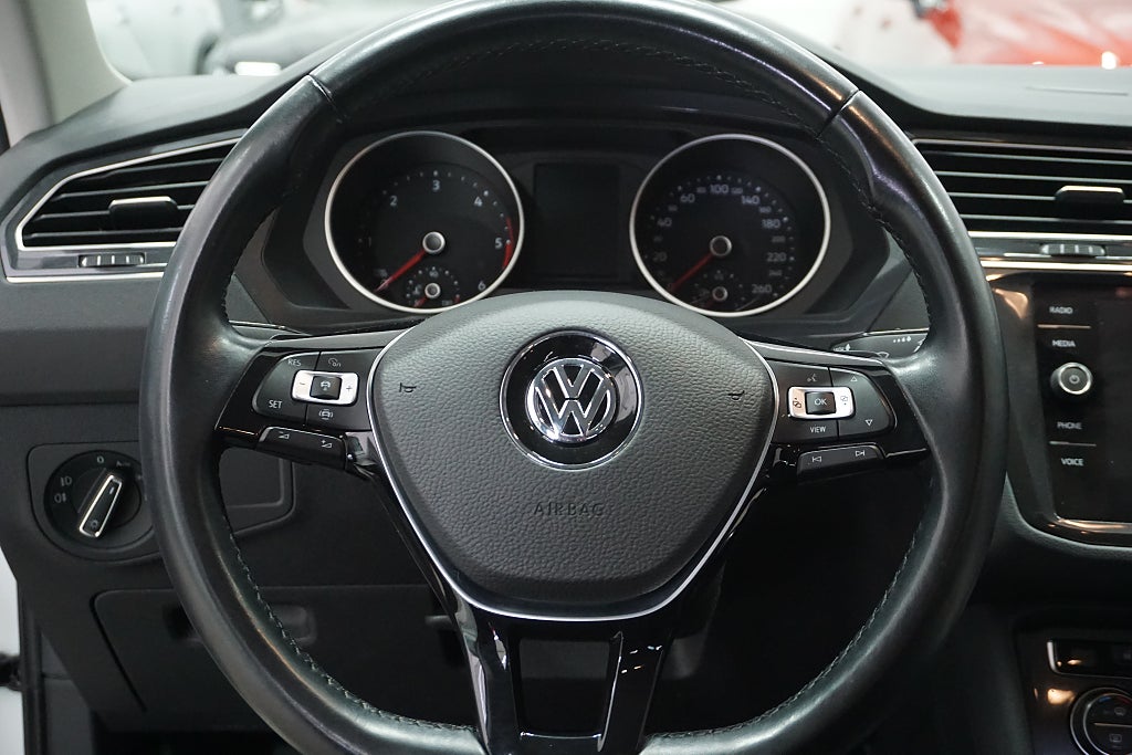 Volkswagen Tiguan 2019 - miniatyr 15