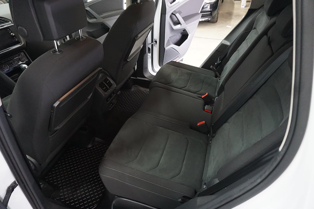 Volkswagen Tiguan 2019 - miniatyr 24