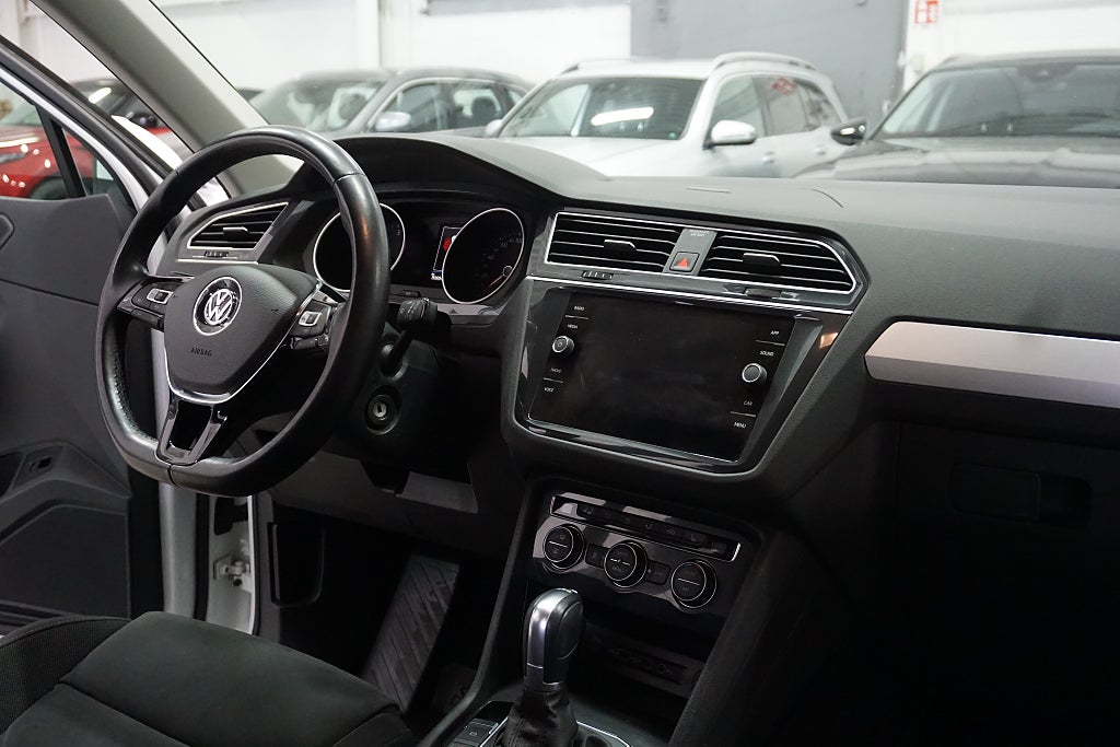 Volkswagen Tiguan 2019 - miniatyr 28