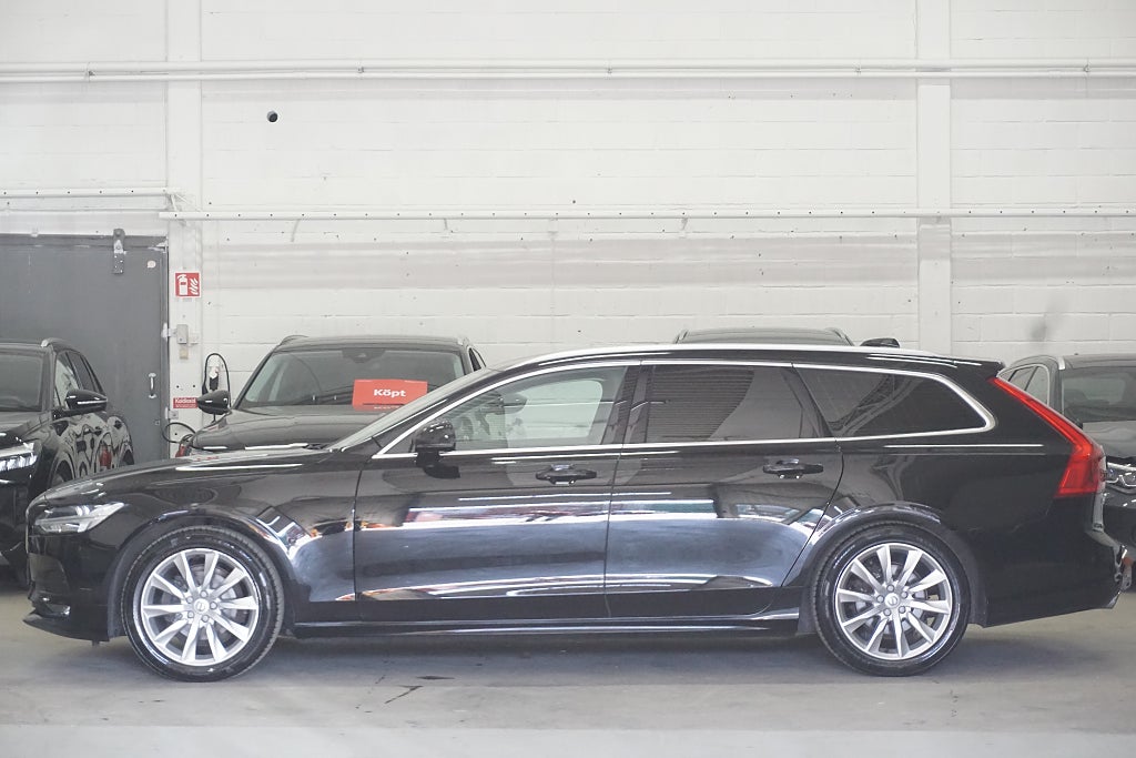 Volvo V90 2019 - miniatyr 2