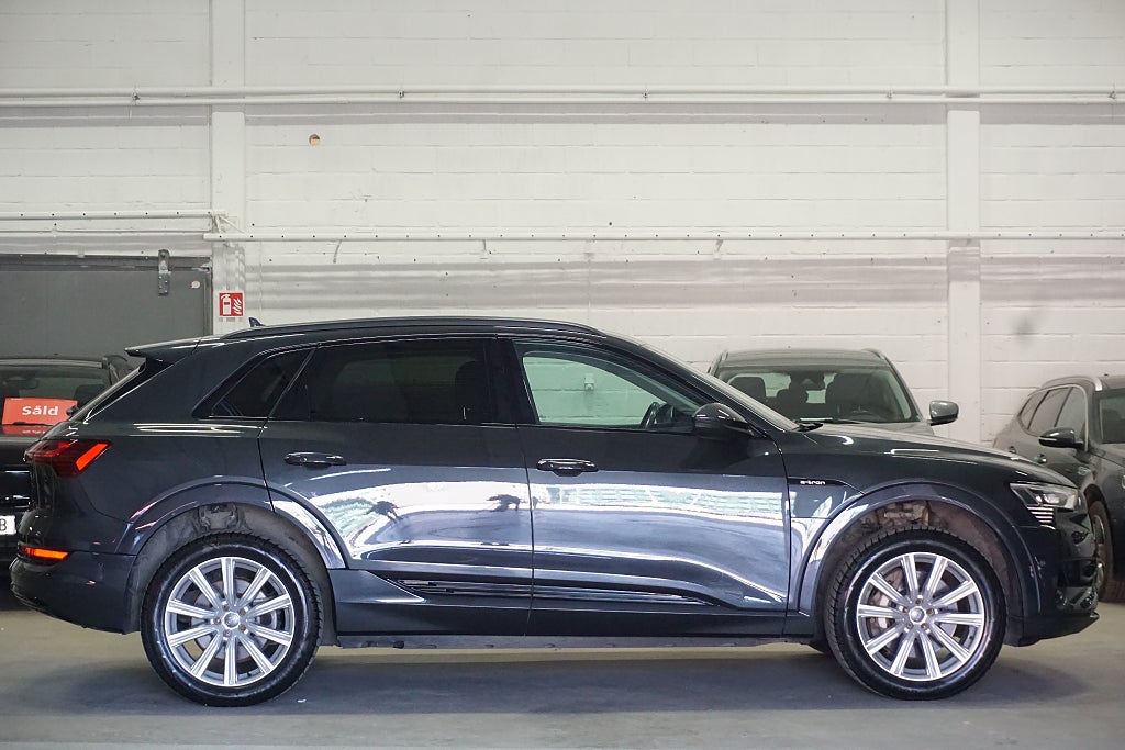 Audi E-Tron 2021 - miniatyr 7