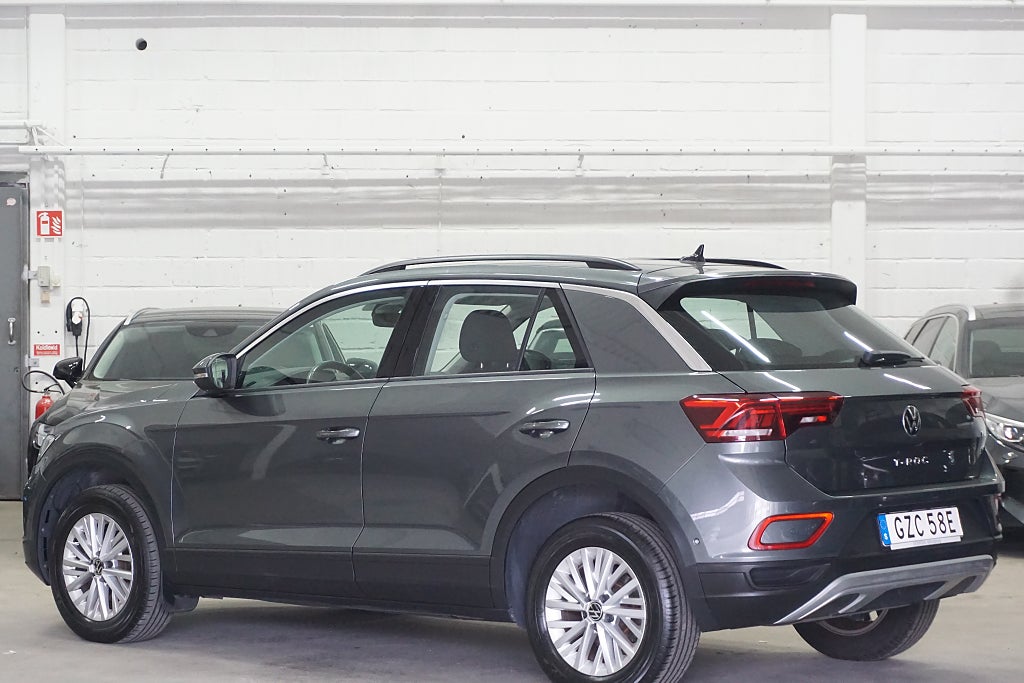 Volkswagen T-Roc 2022 - miniatyr 3