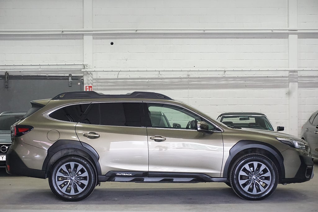 Subaru Outback 2023 - miniatyr 6