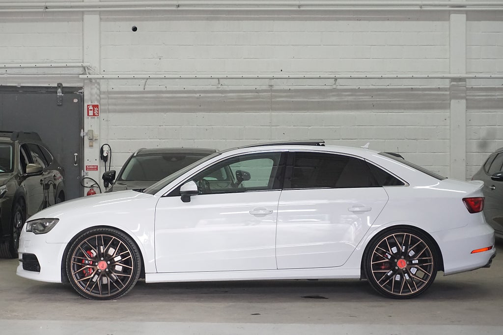 Audi S3 2015 - miniatyr 2