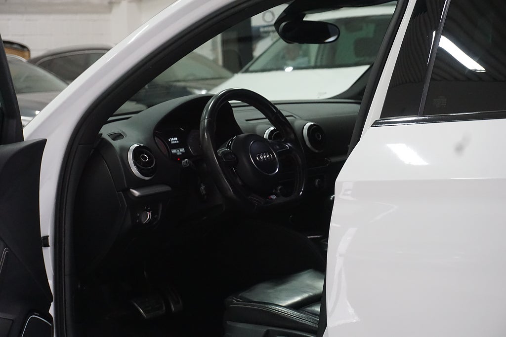 Audi S3 2015 - miniatyr 10