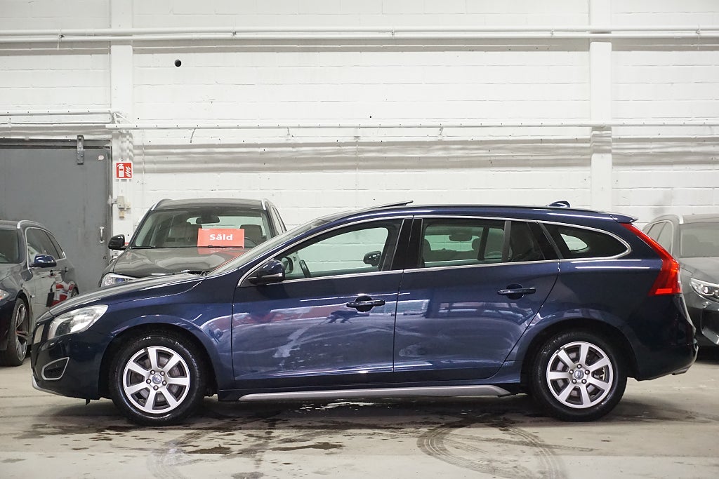 Volvo V60 2013 - miniatyr 2