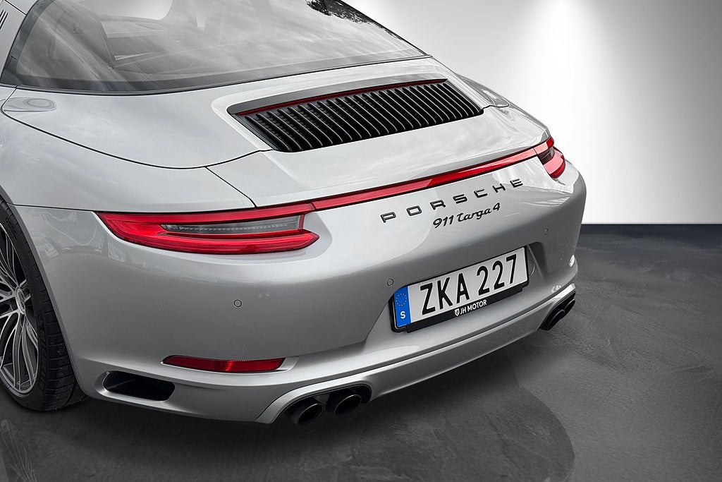 Porsche 911 2017 - miniatyr 15