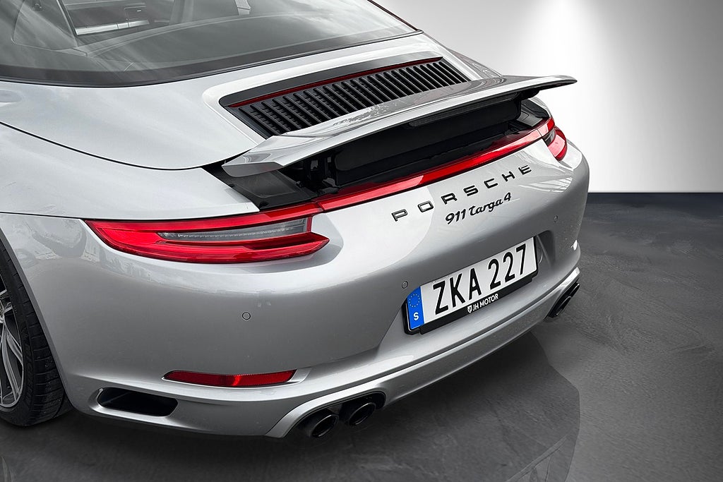 Porsche 911 2017 - miniatyr 16