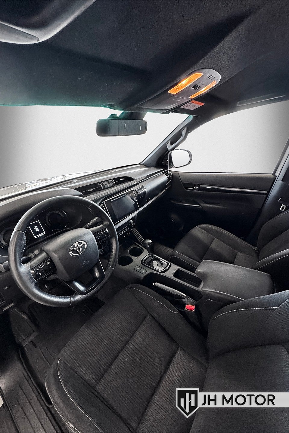 Toyota HiLux 2020 - miniatyr 13